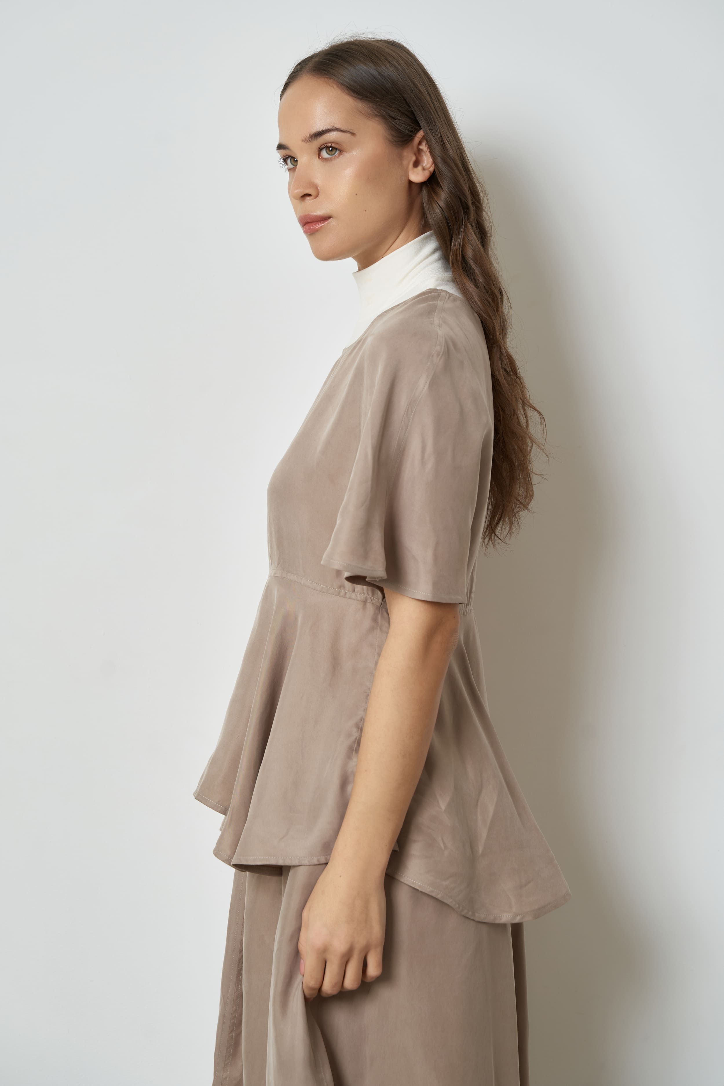 The Sorrel top in cupro