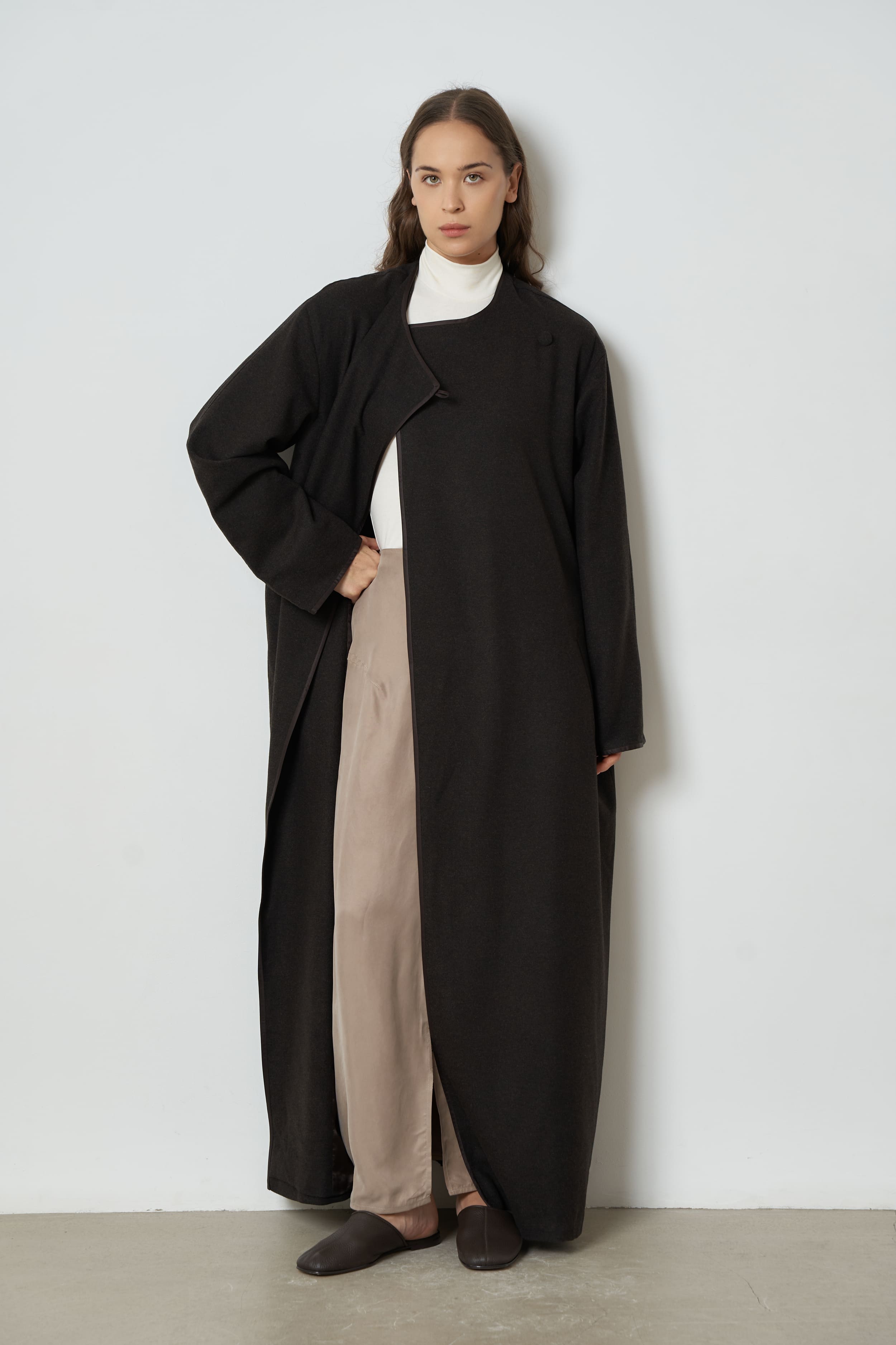 The Camellia overcoat in wool-blend