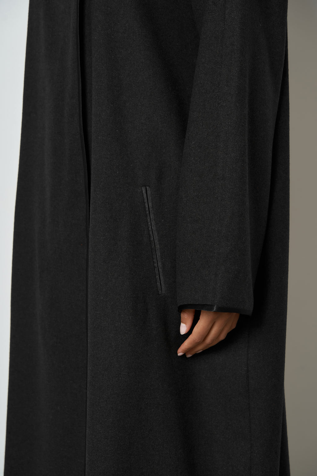 The Camellia overcoat in wool-blend