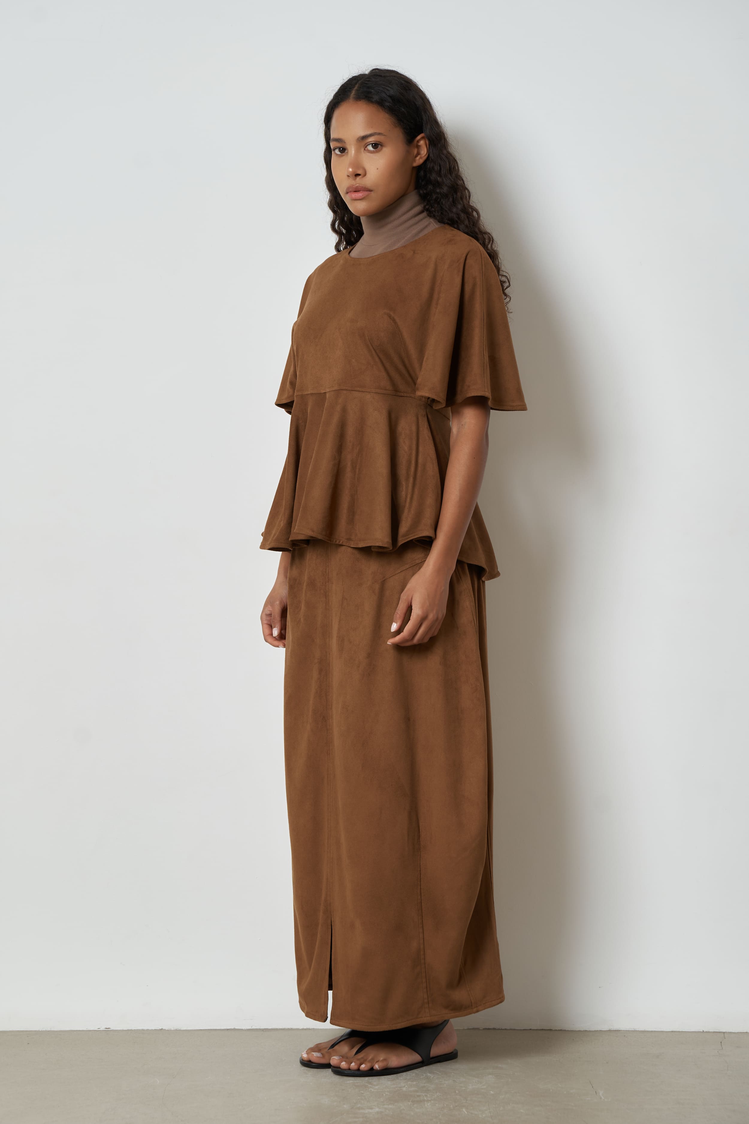 The Clover skirt in vegan suede