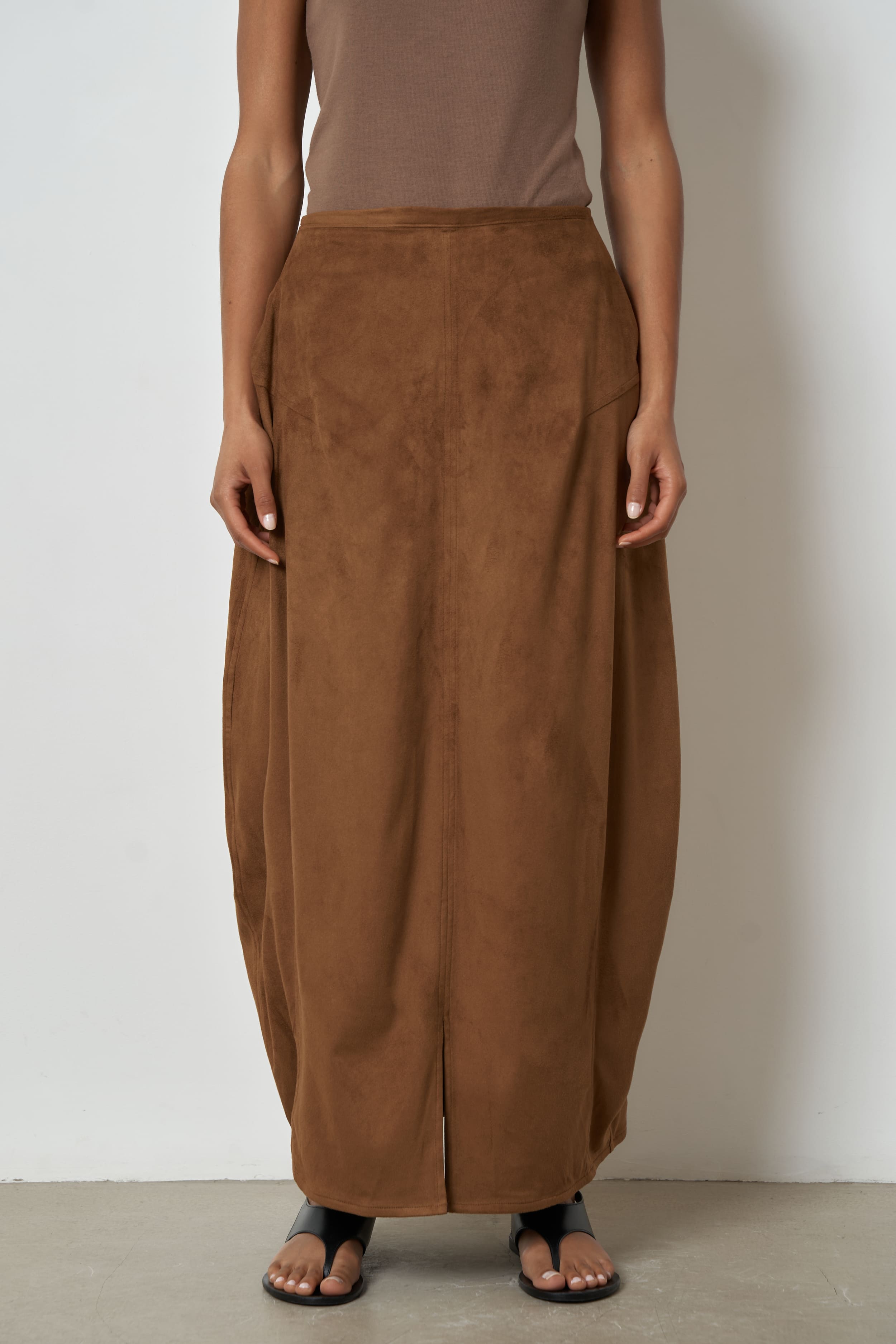 The Clover skirt in vegan suede