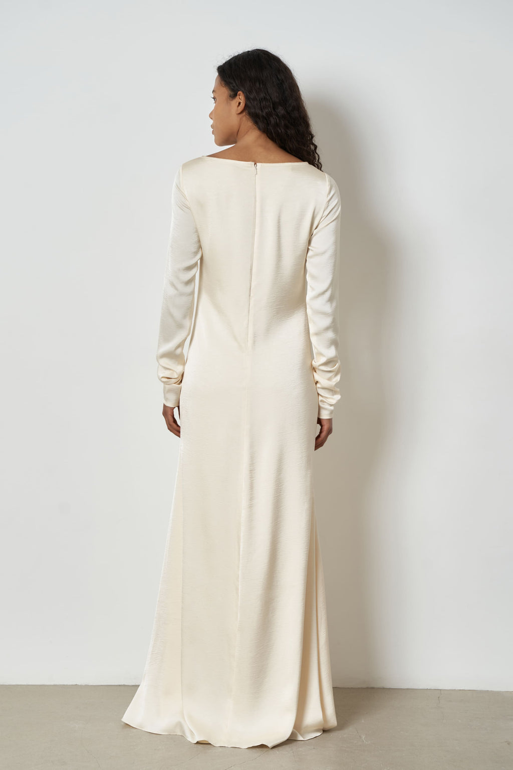 The Azalea dress in satin